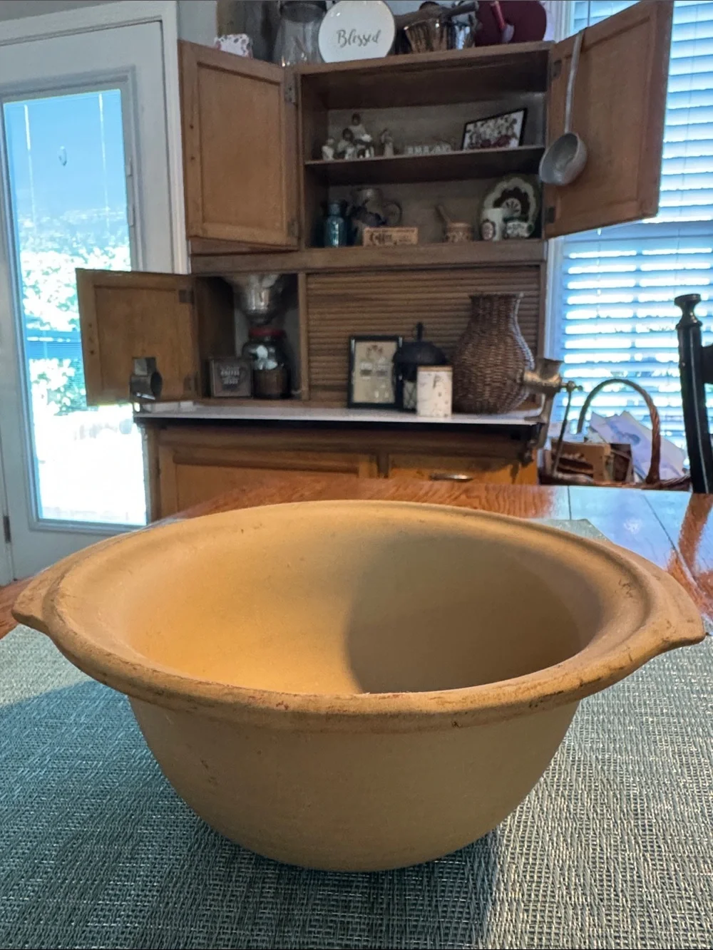 Pampered Chef Stoneware  9” Baking Bowl